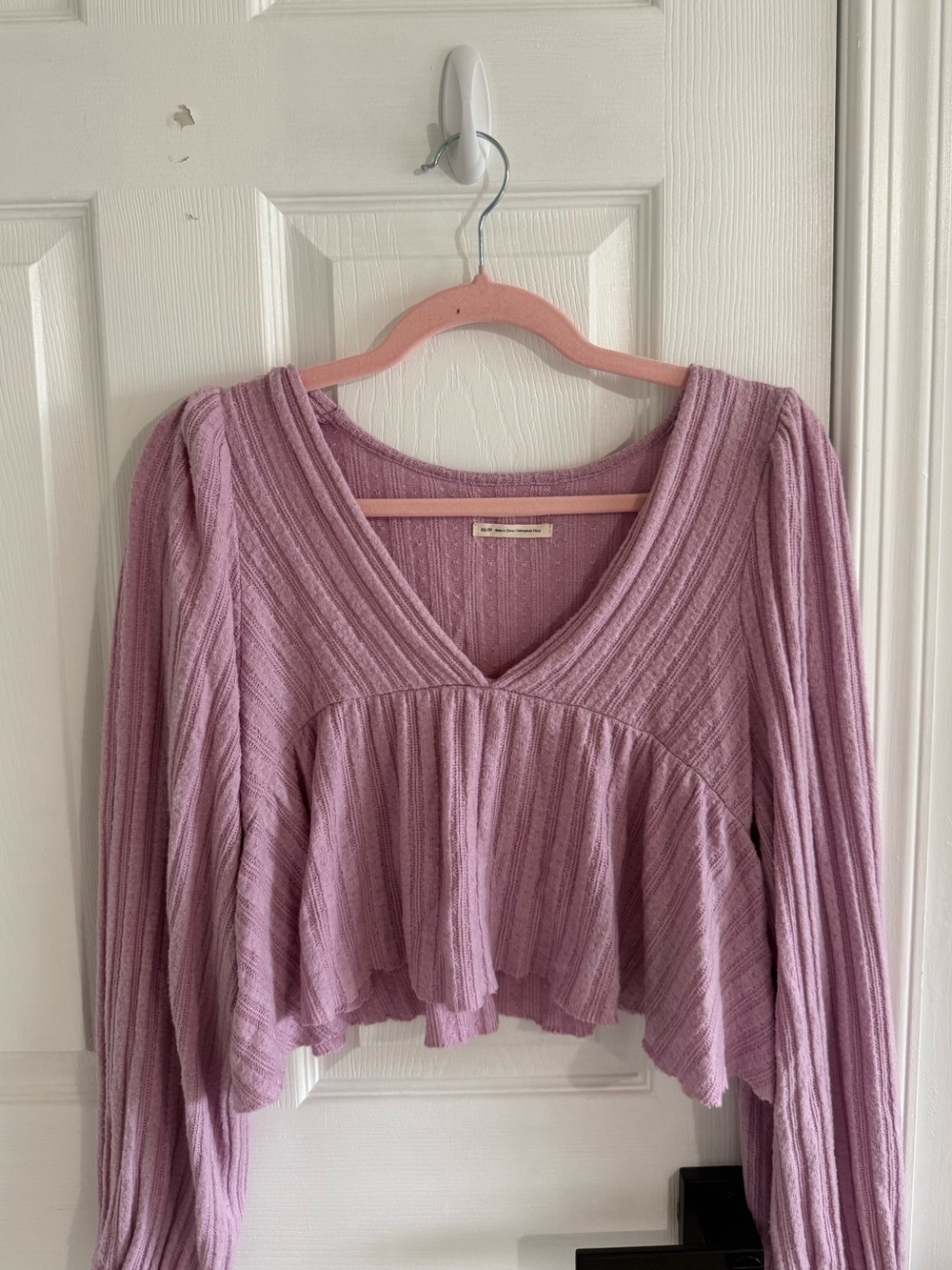 Urban Outfitters Women’s V-Neck Lavender Ribbed Peplum Top - Size XS